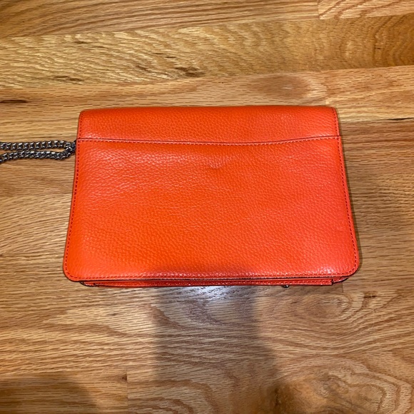 Banana Republic Envelope Shoulder / Crossbody Bag w Chain - Reddish Orange - Picture 4 of 4